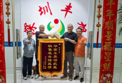 大客戶送錦旗，乘龍H7 Pro創(chuàng)贏版燃?xì)庵乜▊涫苷J(rèn)可